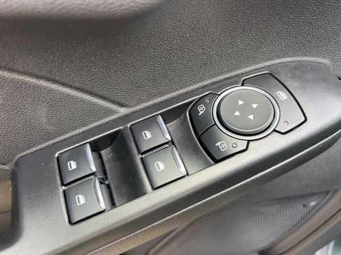 Used 2025 Ford Escape Platinum image 26