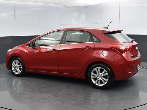 Used 2015 Hyundai Elantra GT FWD image 6