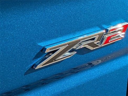 Used 2022 Chevrolet Silverado 1500 ZR2 image 28