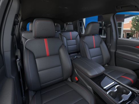 New 2026 Chevrolet Traverse RS image 40