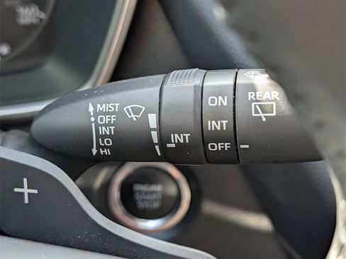 Used 2023 Toyota Corolla SE image 25