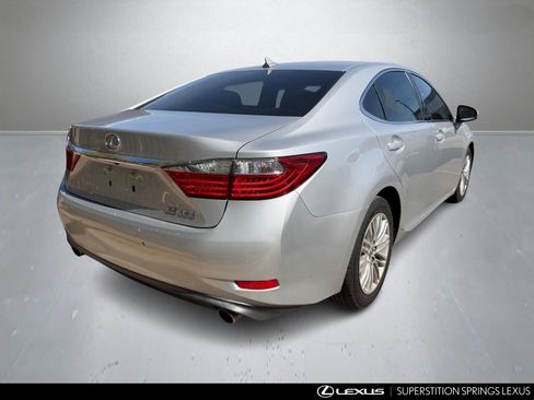 Used 2013 Lexus ES 350 w/ Premium Pkg image 3