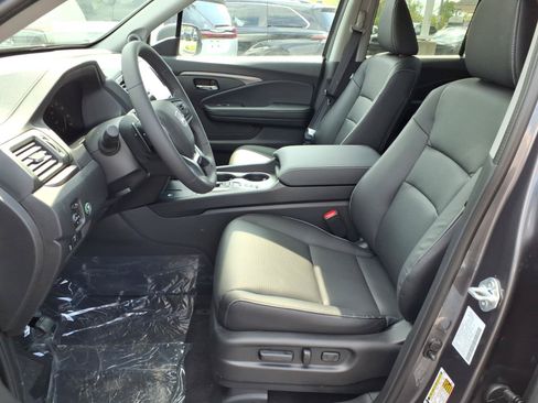 New 2026 Honda Ridgeline RTL image 4