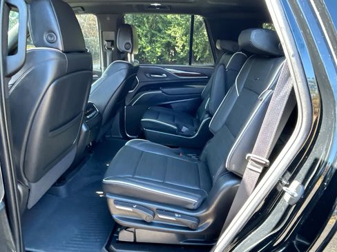 Certified 2023 Cadillac Escalade Premium Luxury w/ LPO, Radiant Package image 29