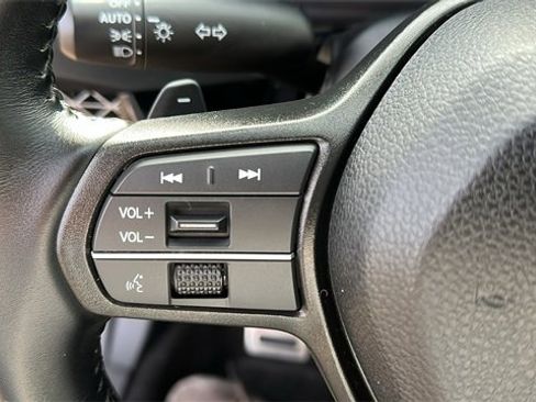 Used 2023 Honda Accord Sport image 12