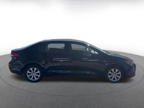 Used 2025 Toyota Corolla LE image 16