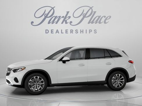 Certified 2026 Mercedes-Benz GLC 300 image 4