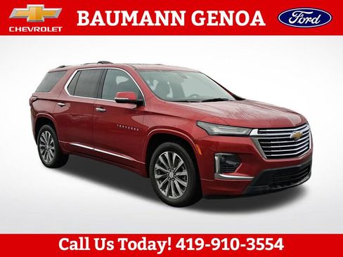 Used 2023 Chevrolet Traverse Premier w/ LPO, Floor Liner Package AWD/4WD image 7