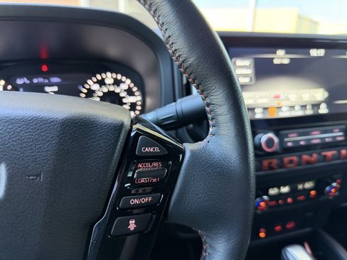 Used 2025 Nissan Frontier PRO-4X AWD/4WD image 30