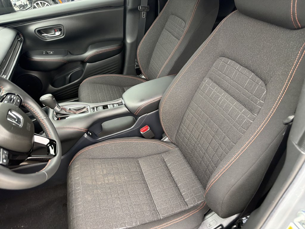 Used 2024 Honda HR-V Sport image 19