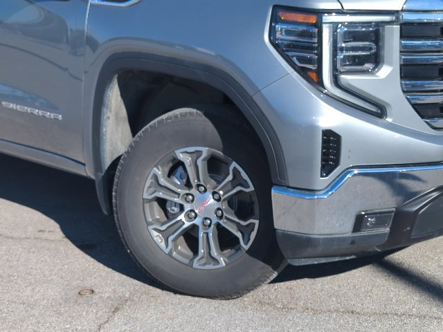 Used 2026 GMC Sierra 1500 SLT AWD/4WD image 2