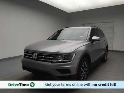 Used 2020 Volkswagen Tiguan SE w/ Panoramic Sunroof Package