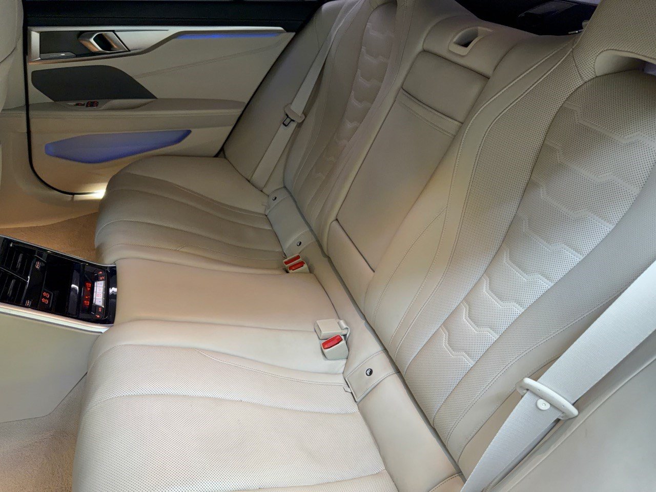 Used 2023 BMW 840i Gran Coupe RWD image 25