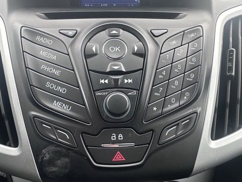 Used 2014 Ford Focus SE image 25