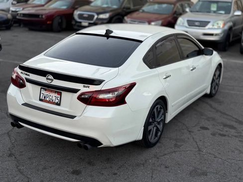 Used 2017 Nissan Altima 2.5 SR image 12