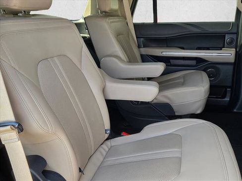 Certified 2024 Ford Expedition Limited image 22