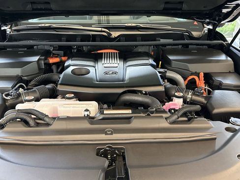 New 2026 Lexus LX 700h F Sport AWD/4WD image 6