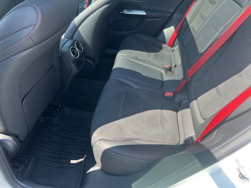 Certified 2025 Mercedes-Benz GLC 43 AMG 4MATIC image 32