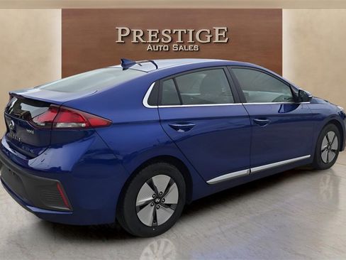 Used 2022 Hyundai Ioniq SE image 6