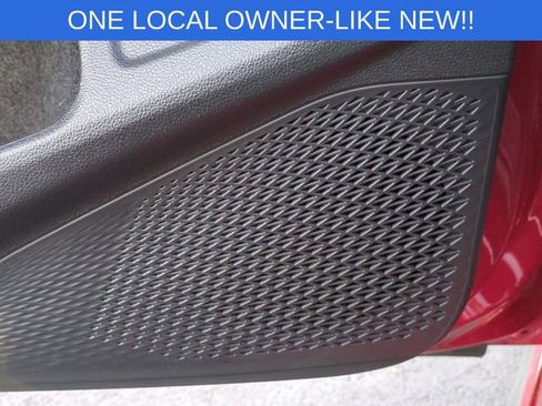 Used 2025 Volkswagen GTI SE image 28