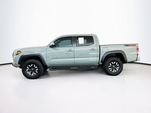 Used 2023 Toyota Tacoma TRD Off-Road image 4