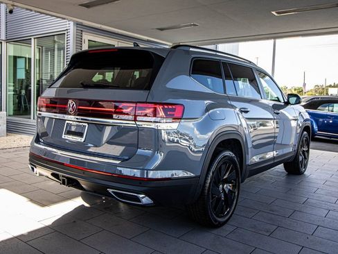 New 2026 Volkswagen Atlas SE image 18