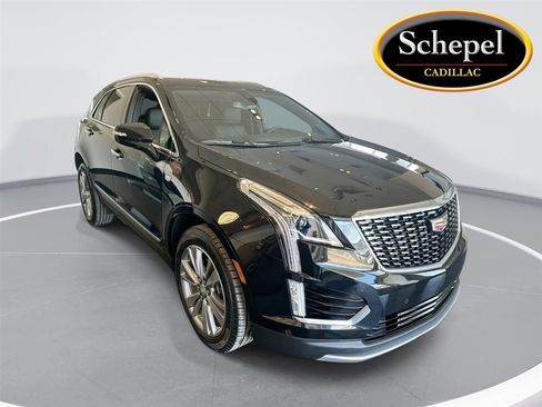 Certified 2025 Cadillac XT5 Premium Luxury AWD/4WD image 1