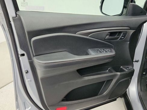 Used 2023 Honda Passport TrailSport image 11