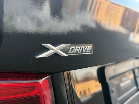 Used 2017 BMW 330i xDrive Sedan image 40