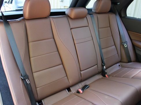 Used 2024 Mercedes-Benz GLE 450 4MATIC w/ AMG Line Exterior image 15