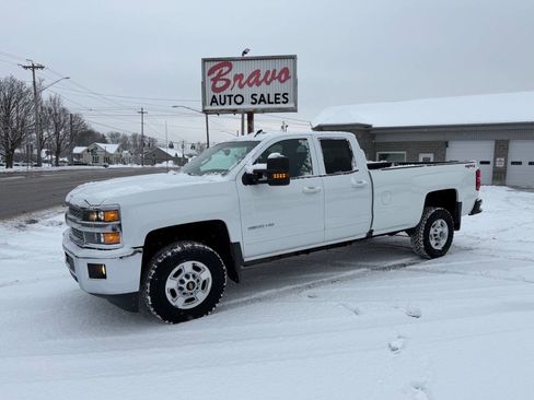 Used 2019 Chevrolet Silverado 2500 LT w/ LT Convenience Package image 1