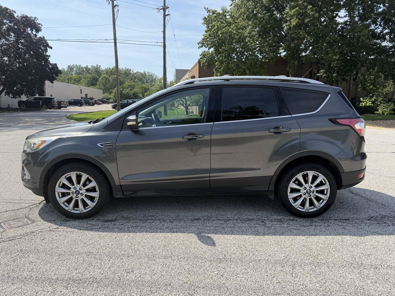 Used 2017 Ford Escape Titanium AWD/4WD image 8