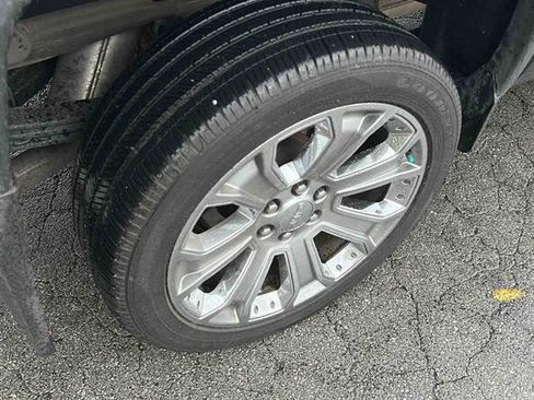 Used 2018 GMC Sierra 1500 Denali w/ Denali Ultimate Package image 7