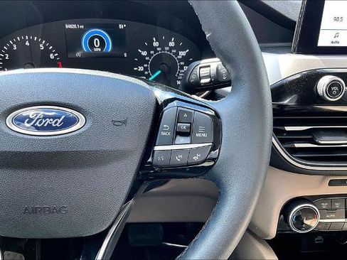 Certified 2022 Ford Escape SEL AWD/4WD image 18