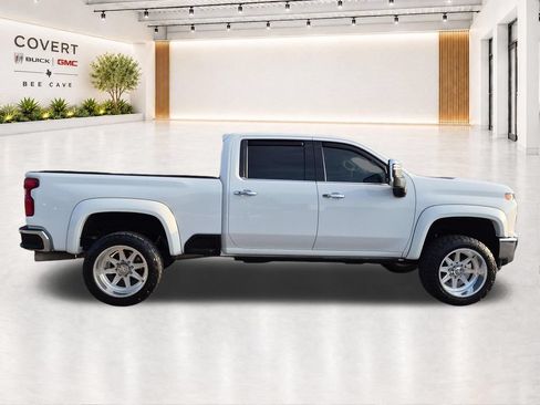 Used 2020 Chevrolet Silverado 2500 LTZ w/ LTZ Plus Package AWD/4WD image 15