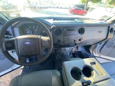 Used 2011 Ford F350 XL image 27