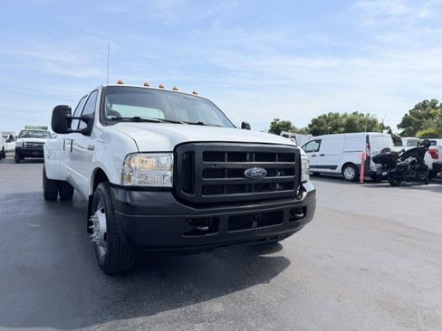 Used 2007 Ford F350 XL RWD image 3