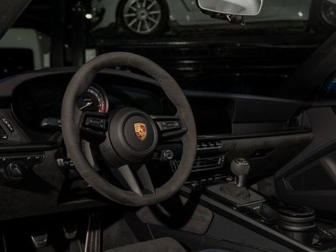 Used 2022 Porsche 911 GT3 RWD image 33