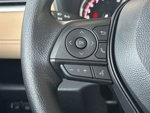 New 2025 Toyota RAV4 LE image 27