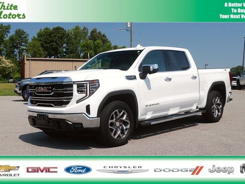 Used 2025 GMC Sierra 1500 SLT w/ SLT Premium Plus Package AWD/4WD image 1