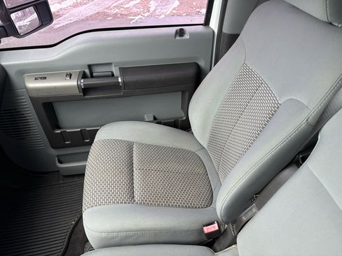 Used 2011 Ford F350 XLT w/ XLT Interior Pkg image 17