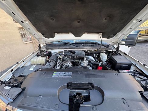 Used 2006 Chevrolet Silverado 2500 W/T w/ Skid Plate Package image 34