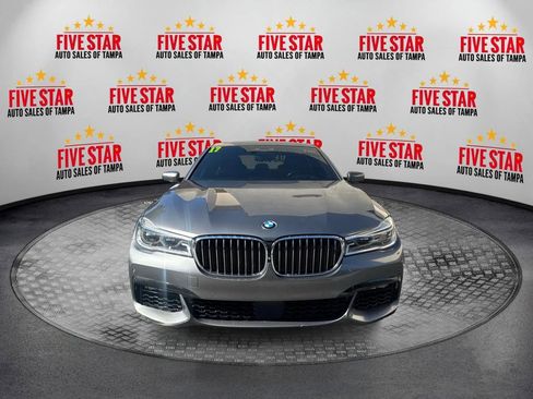 Used 2017 BMW 750i xDrive image 2