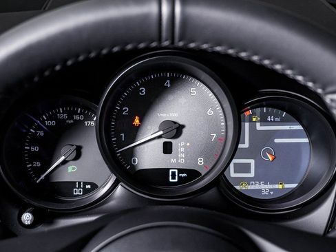 New 2026 Porsche Macan S image 21