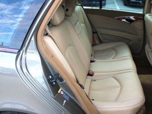 Used 2008 Mercedes-Benz E 350 4MATIC Wagon image 18