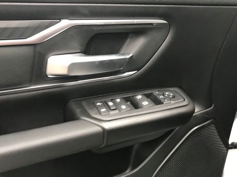 New 2026 RAM 1500 4x4 Crew Cab image 10