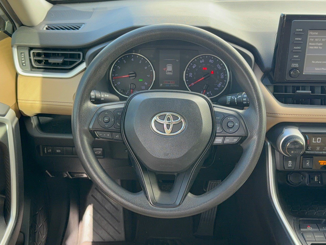 Used 2019 Toyota RAV4 XLE w/ Convenience Package FWD image 10