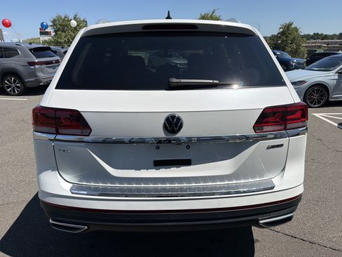 Certified 2023 Volkswagen Atlas SEL AWD/4WD image 5