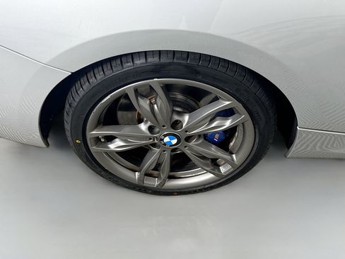 Used 2016 BMW M235i Convertible image 31