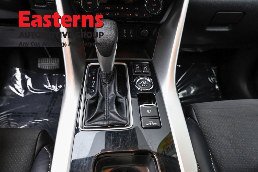 Used 2024 Mitsubishi Eclipse Cross SE AWD/4WD image 13
